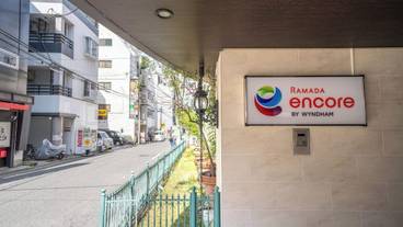 施設の入り口 / 18