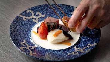 食事・飲み物 / 15