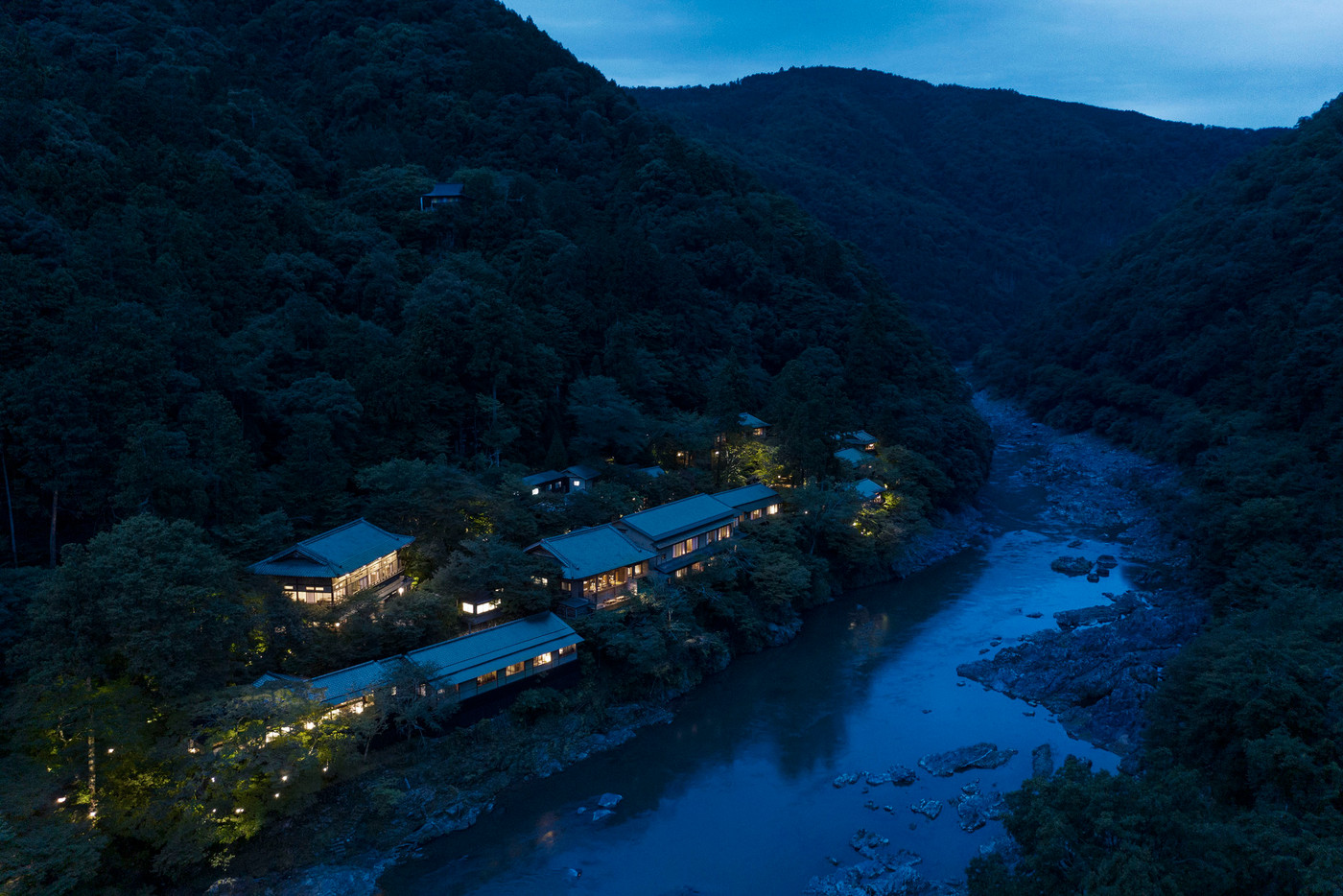 いざ非日常へ。船で渡る特別なプライベート空間3914836