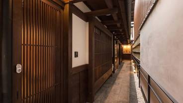 施設の入り口 / 5