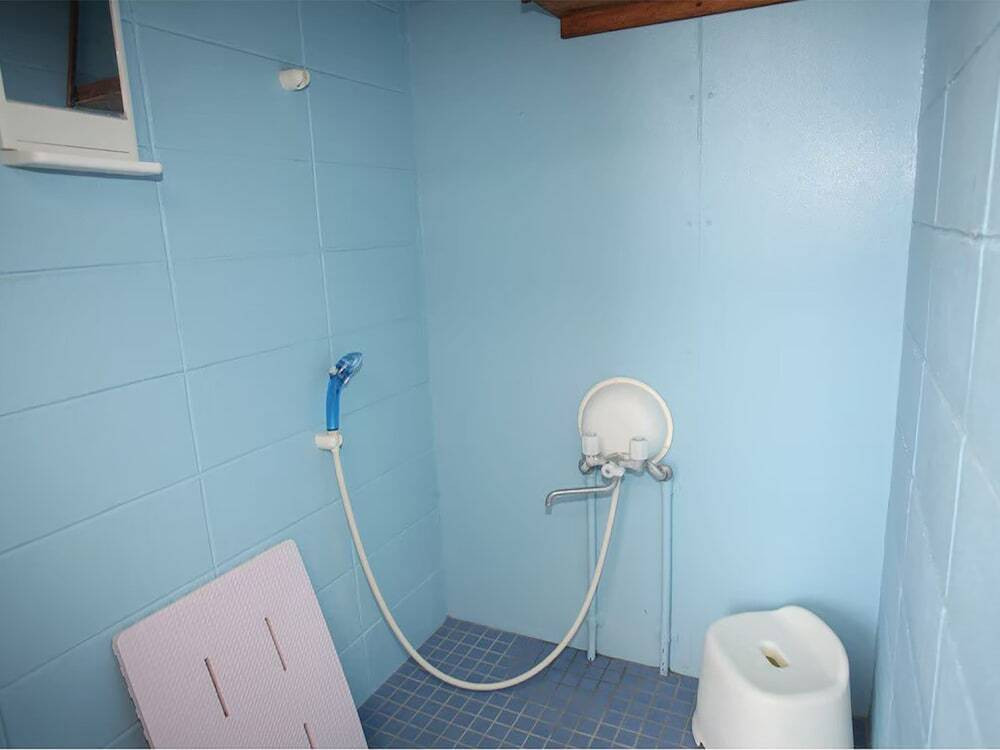 バスルームのシャワー