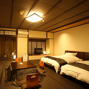 温泉かけ流しの一軒宿でほっこりステイ3562013