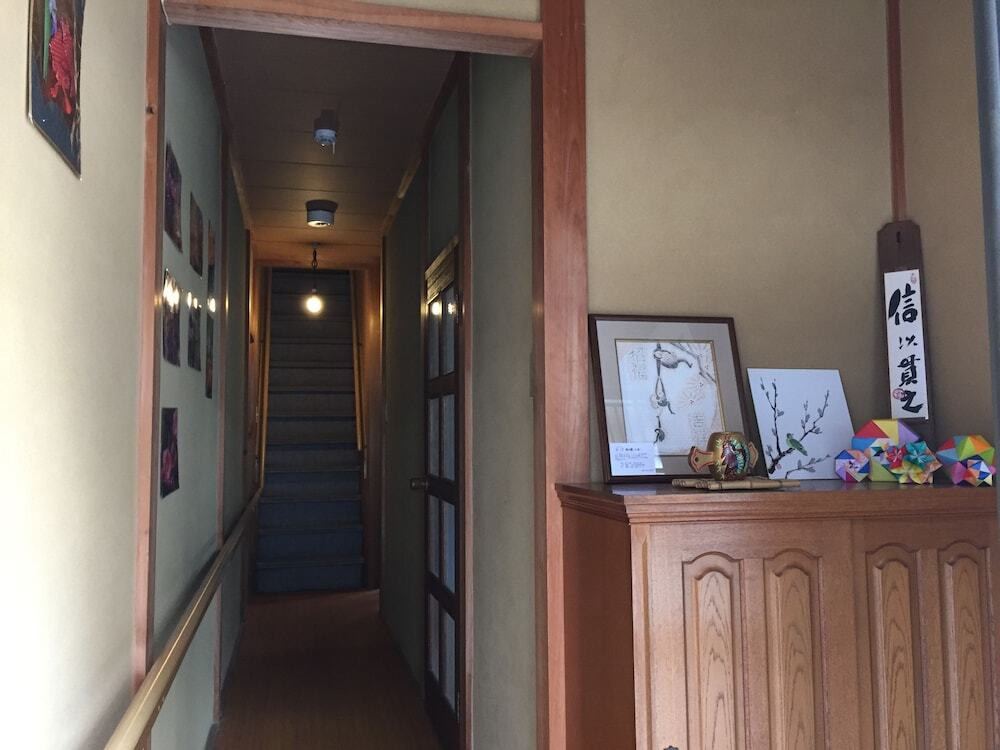 内部エントランス