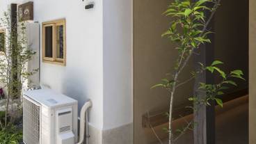 施設の入り口 / 6