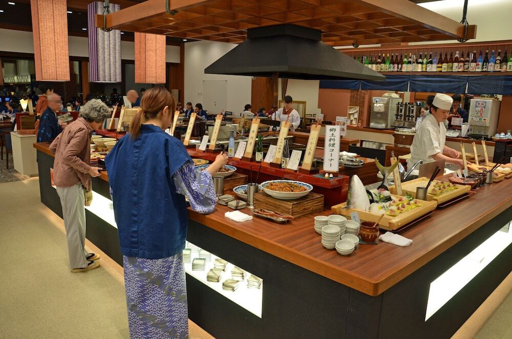 オープンキッチンで出来立て料理を♪人気の“朝ラー”で元気もチャージ4009511