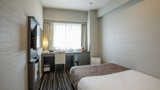 ベーシック ダブルルーム セミダブルベッド 1 台