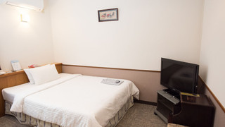 エコノミー ダブルルーム ダブルベッド 1 台 禁煙