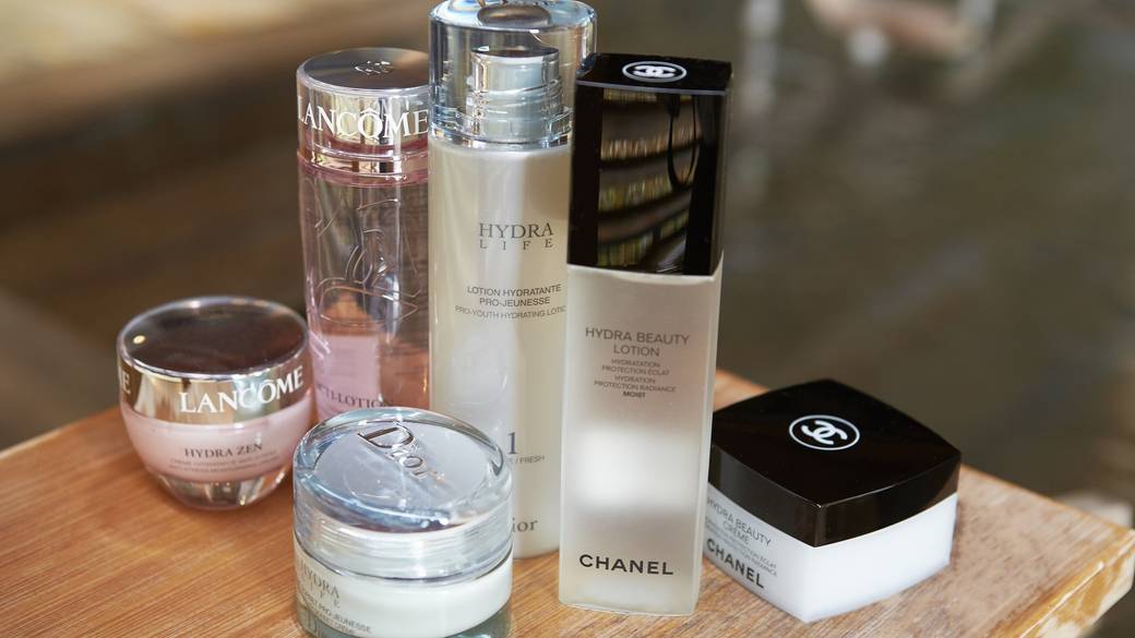 プレミアム化粧品コーナー / 2