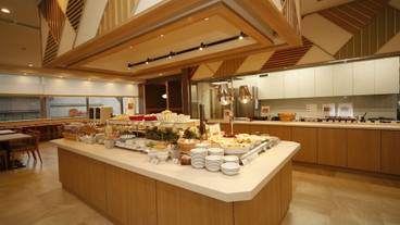 朝食スペース / 13