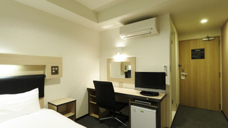 スタンダード シングルルーム ダブルベッド 1 台 喫煙可