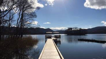 湖上テラスへの桟橋① / 3