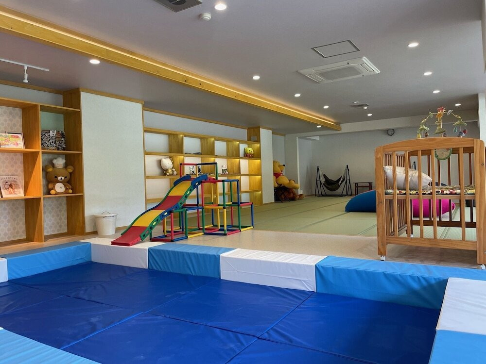 電車が見えるお部屋で子供が大興奮!露天風呂が自慢の宿4269640