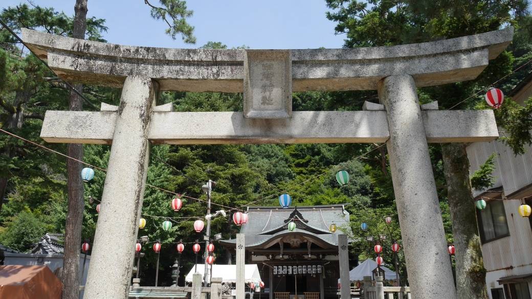 夏の「四所神社」 / 2