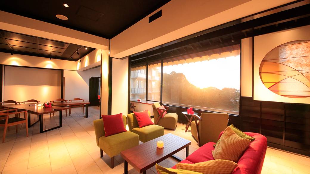 夕景を満喫できる
ロビーラウンジ / 1