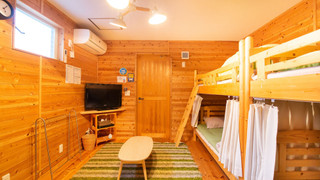 ファミリー ルーム ベッド (複数台) 禁煙 共用バスルーム