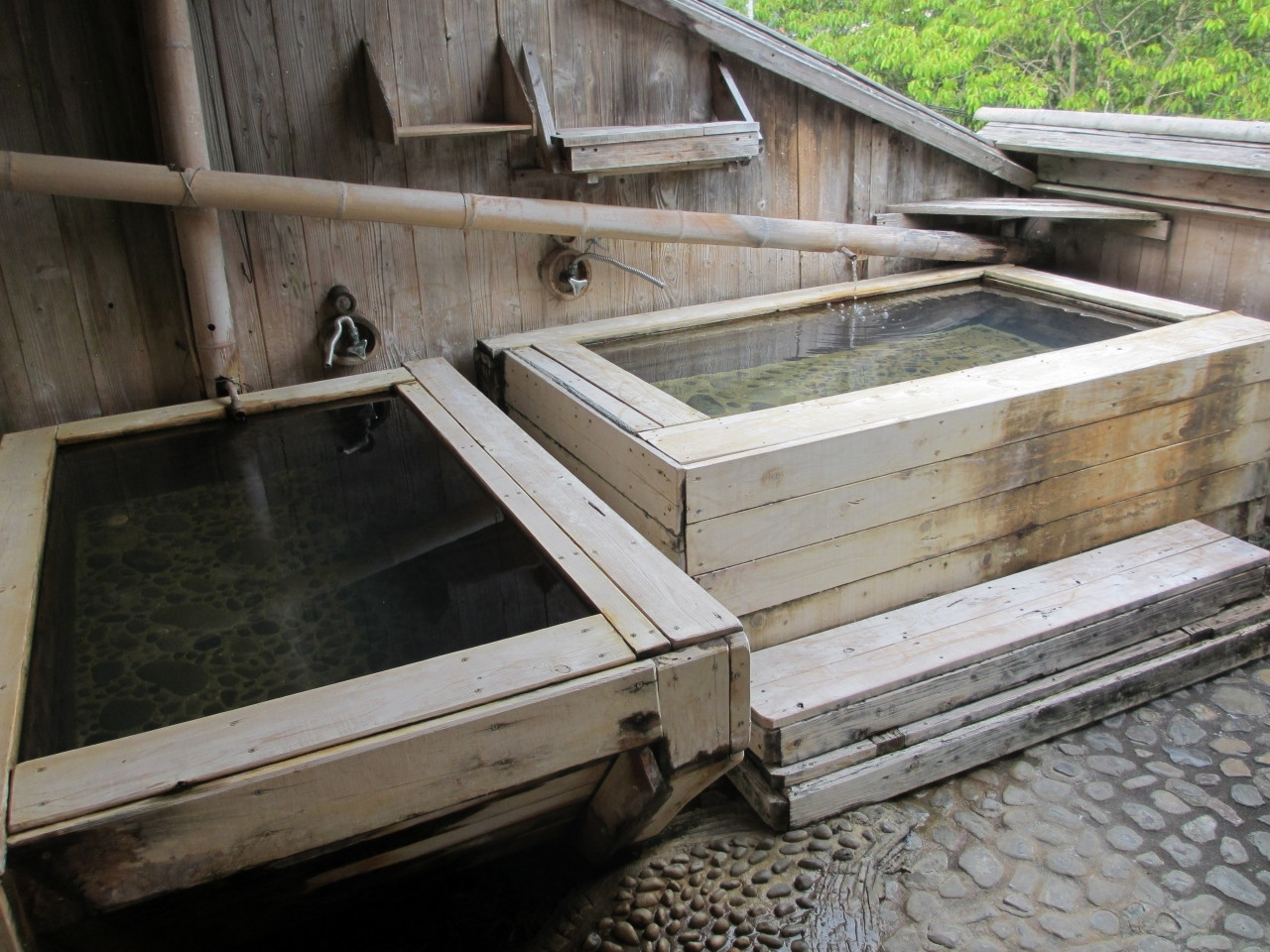 夫婦2人で切り盛りする、全6室のアットホームな宿3845793