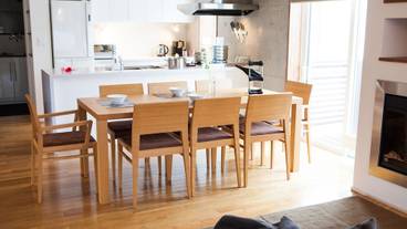 客室内のダイニングエリア / 10