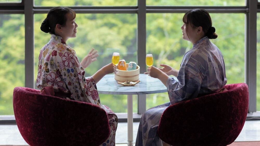ロビーラウンジ