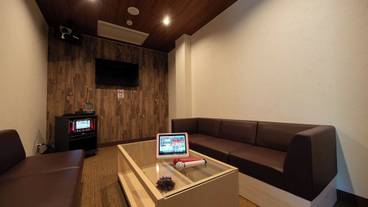 施設内の設備 / 11