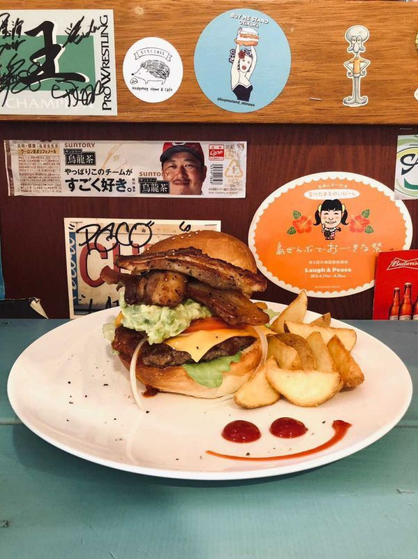 バンズが香ばしいハンバーガー / 1