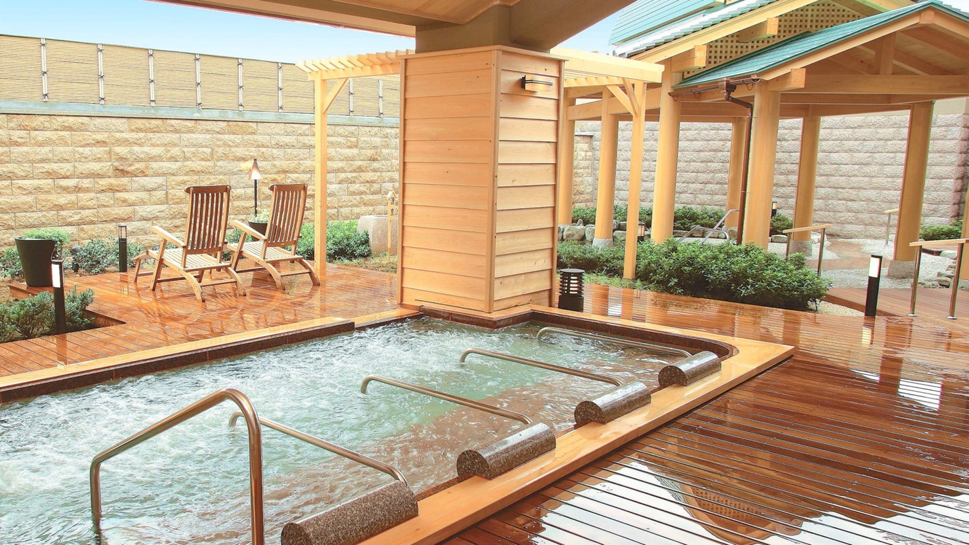 北陸最大級の源泉大浴場で湯めぐりを。夏休みはイベントも開催！4067127