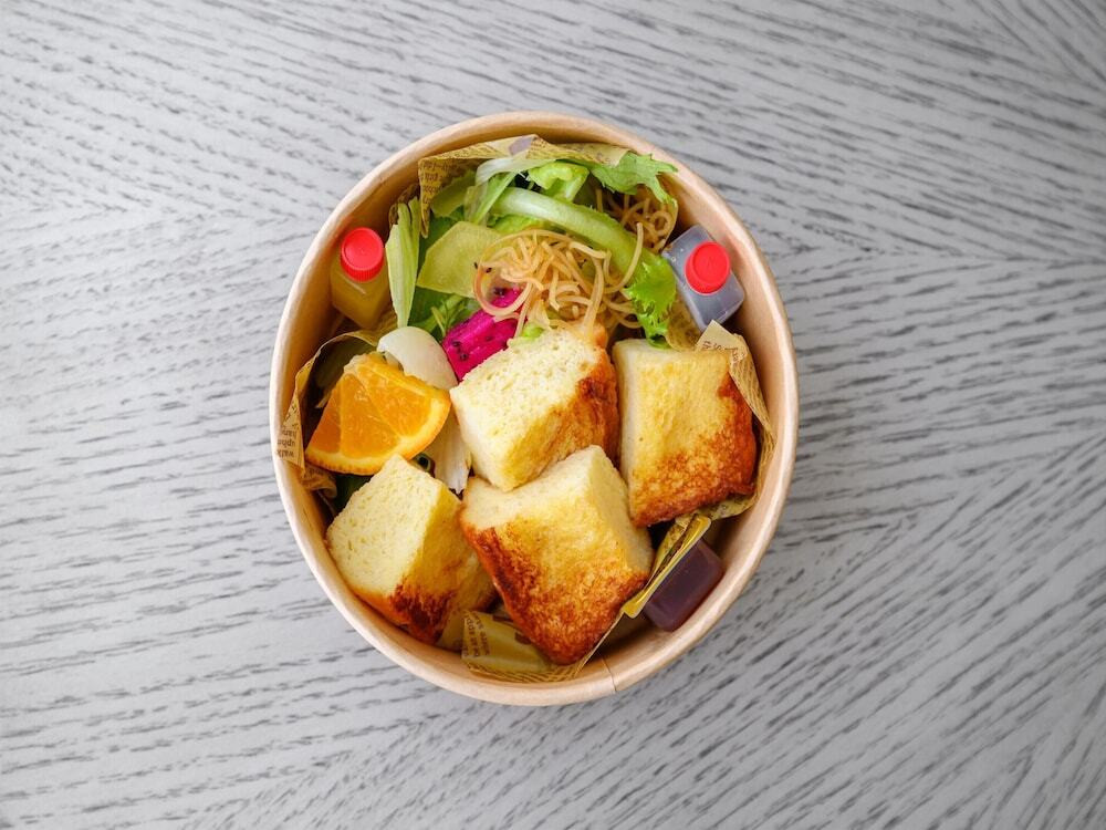 朝食