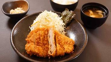 食事・飲み物 / 3