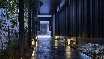 施設の入り口 / 15