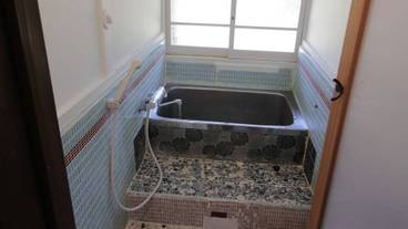 深めの浴槽 / 15