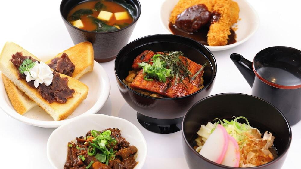 朝食