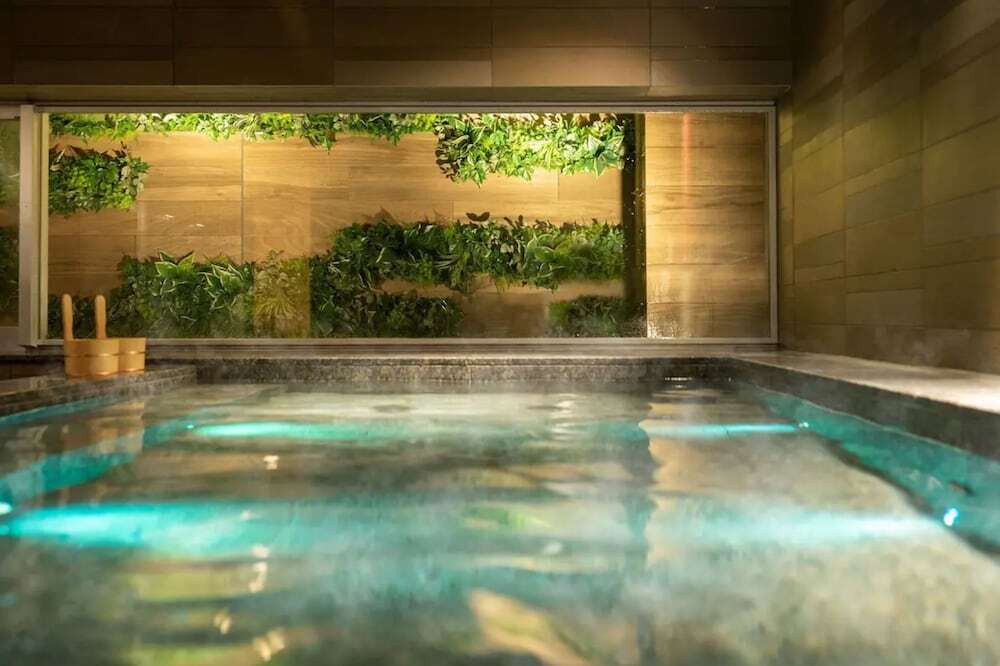 天然温泉でのんびり♪ビュッフェ朝食無料が嬉しいホテル3417258