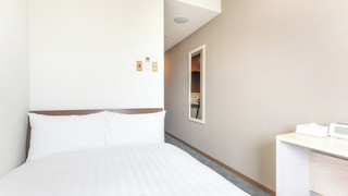 セミダブルルーム 禁煙(21:30以降チェックイン不可)