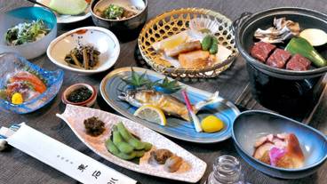 食事・飲み物 / 4