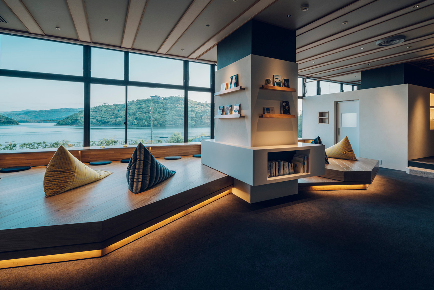 浜松⻄ICより⾞で約15分4254099