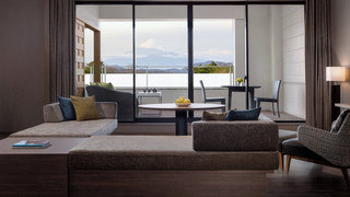 スイート シングルベッド 2 台 ガーデンビュー