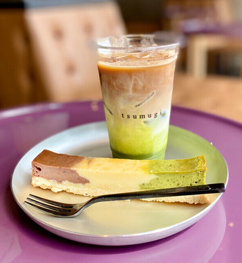 「紡 cafe」 料理 136756224 グリーンティーラテプレッソ、グリーンティーマーブルチーズケーキ♡