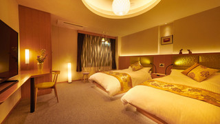 Suite 眺 最上階+ツイン+和室+檜風呂