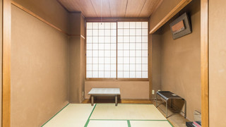 和室 2人部屋 共用バスルーム  喫煙可