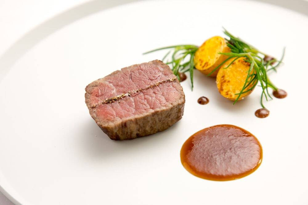 ホテルふたり木もれ陽3568136