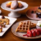 ケーキやスコーンを♡
カフェでティータイム / 4