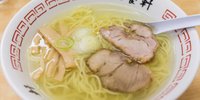透き通るような塩味のスープが定番！函館ラーメンの人気店10選