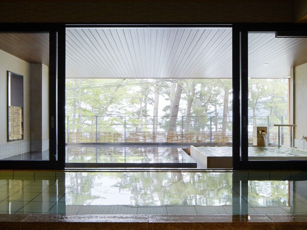 美しい松林を眺めて過ごす安らぎのひと時3422613