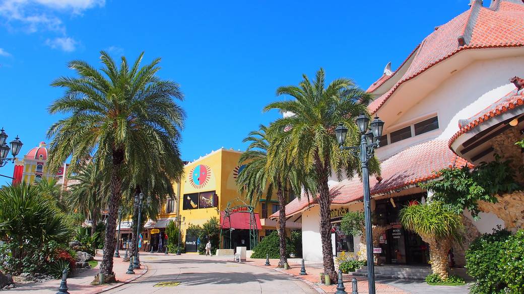 異国情緒を味わえる
「アメリカンビレッジ」 / 2