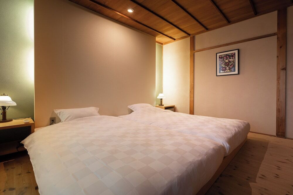 井筒楼 参番 ベッド