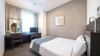 セミダブルルーム (B) ダブルベッド1台 禁煙