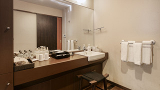 デラックス和洋室　タイプＣ（内湯付き/ 定員2〜4名/ チェックイン18時まで / 最終夕食時間19:30）