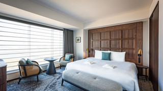 デラックスキングルーム 低層階 禁煙