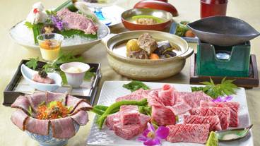 食事・飲み物 / 4