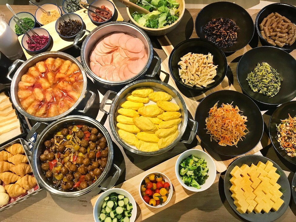 朝食ビュッフェ