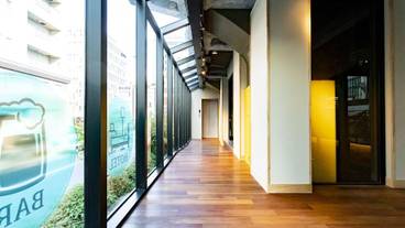 内部エントランス / 2